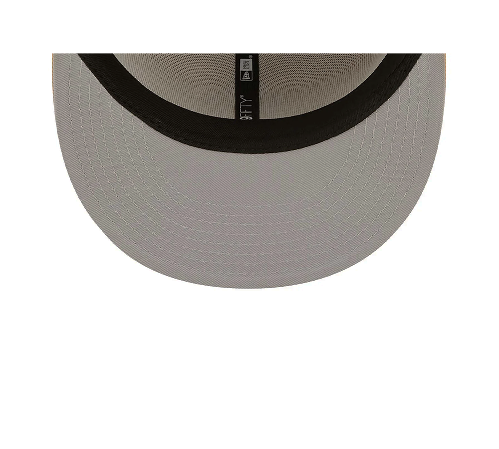 New Era New York Yankees League Essential - Cream / Dark Royal