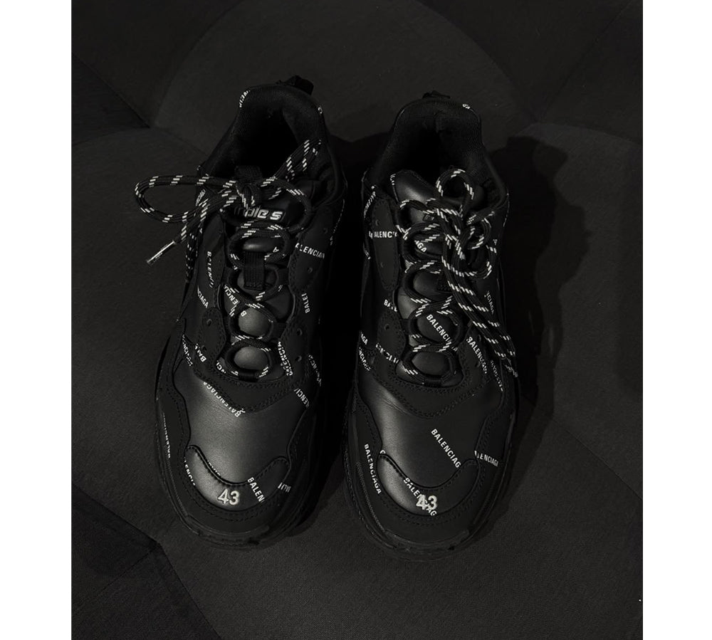 Balenciaga Triple S Allover Logo Black (USADO) - 43
