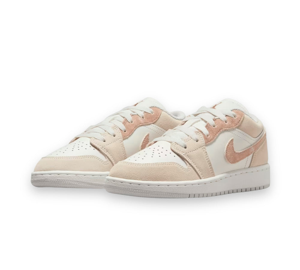 Jordan 1 Low SE - Legend Light Brown