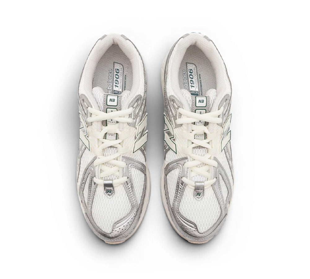 New Balance 1906R - Silver Metallic Sea Salt