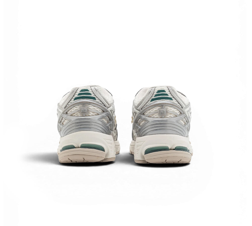 New Balance 1906R - Silver Metallic Sea Salt