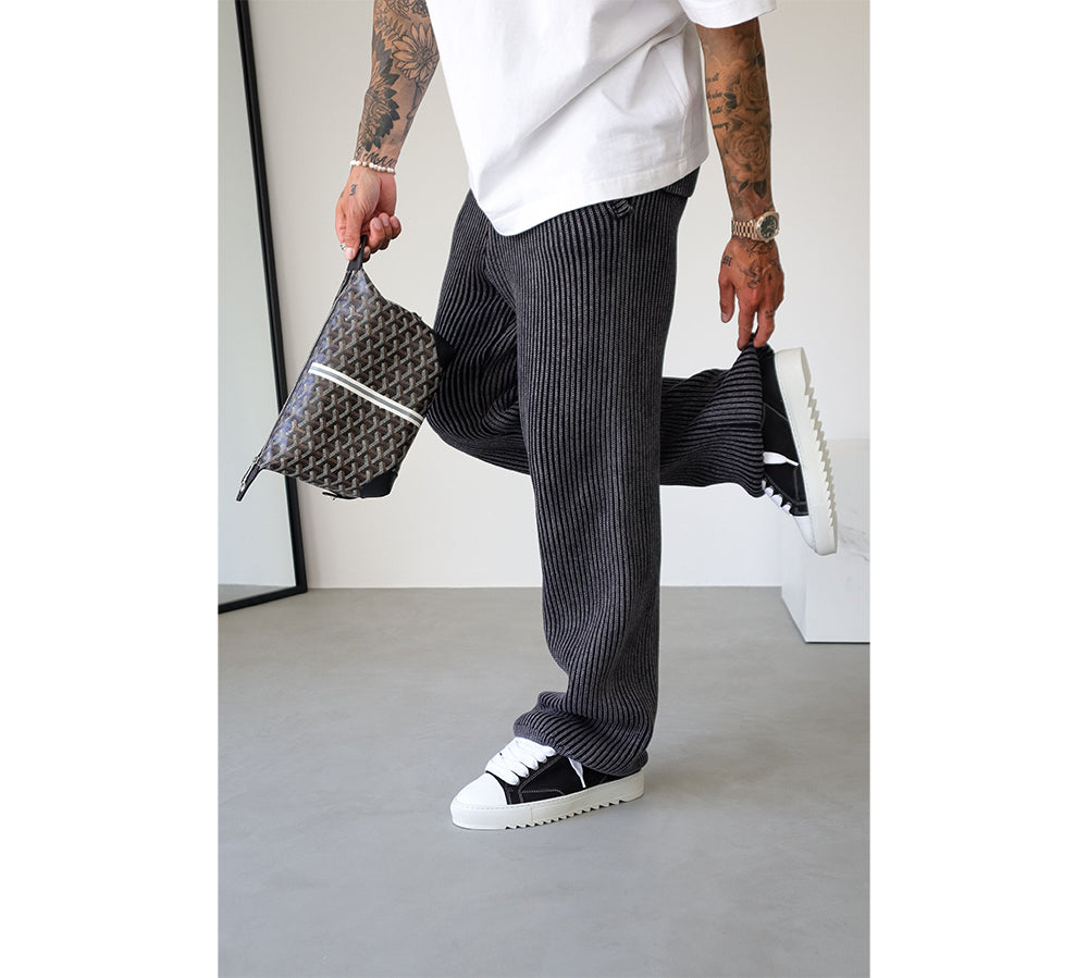 NUMERIŚ Atelier - Acrylic Black