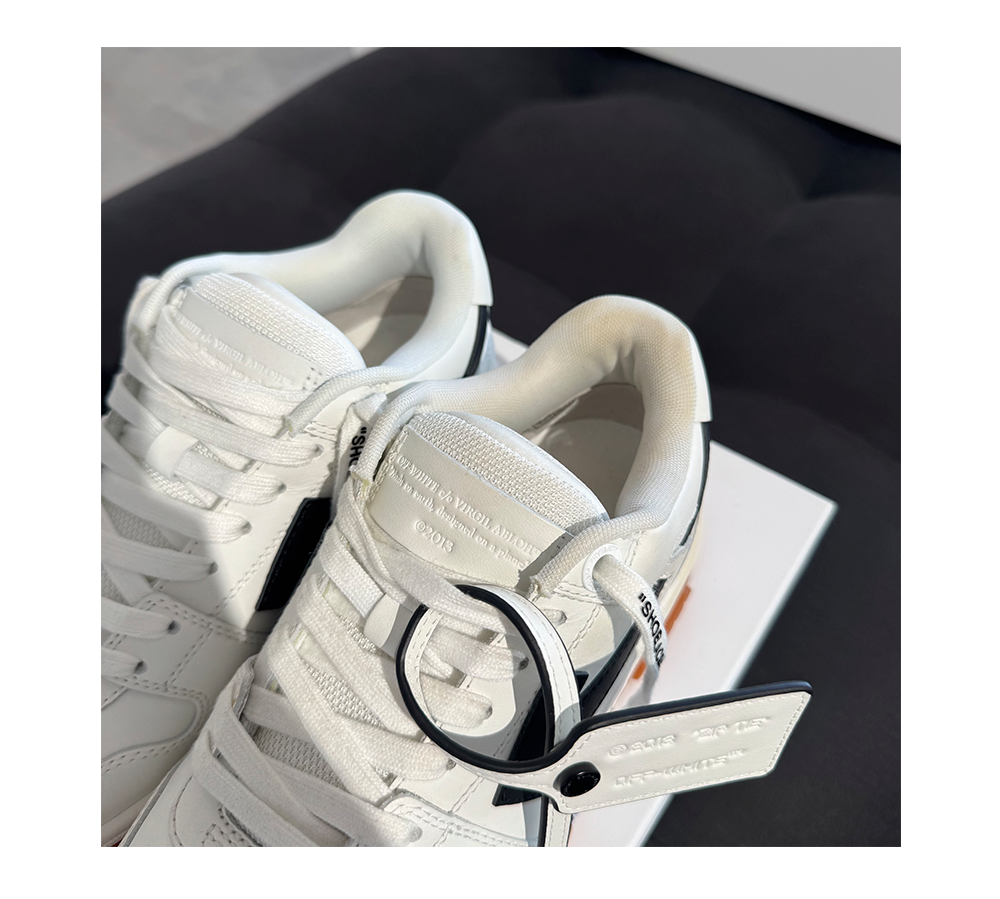 OFF-WHITE Out Of Office OOO Low Tops (38) - White Black Gum (USADO)