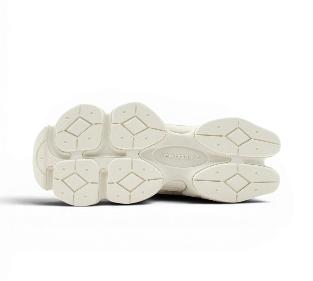 New Balance 9060 - Beige White