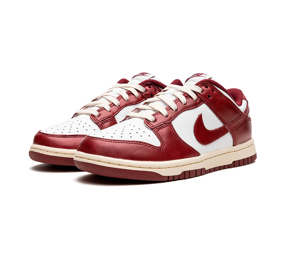 Nike Dunk Low PRM - Vintage Team Red (W)