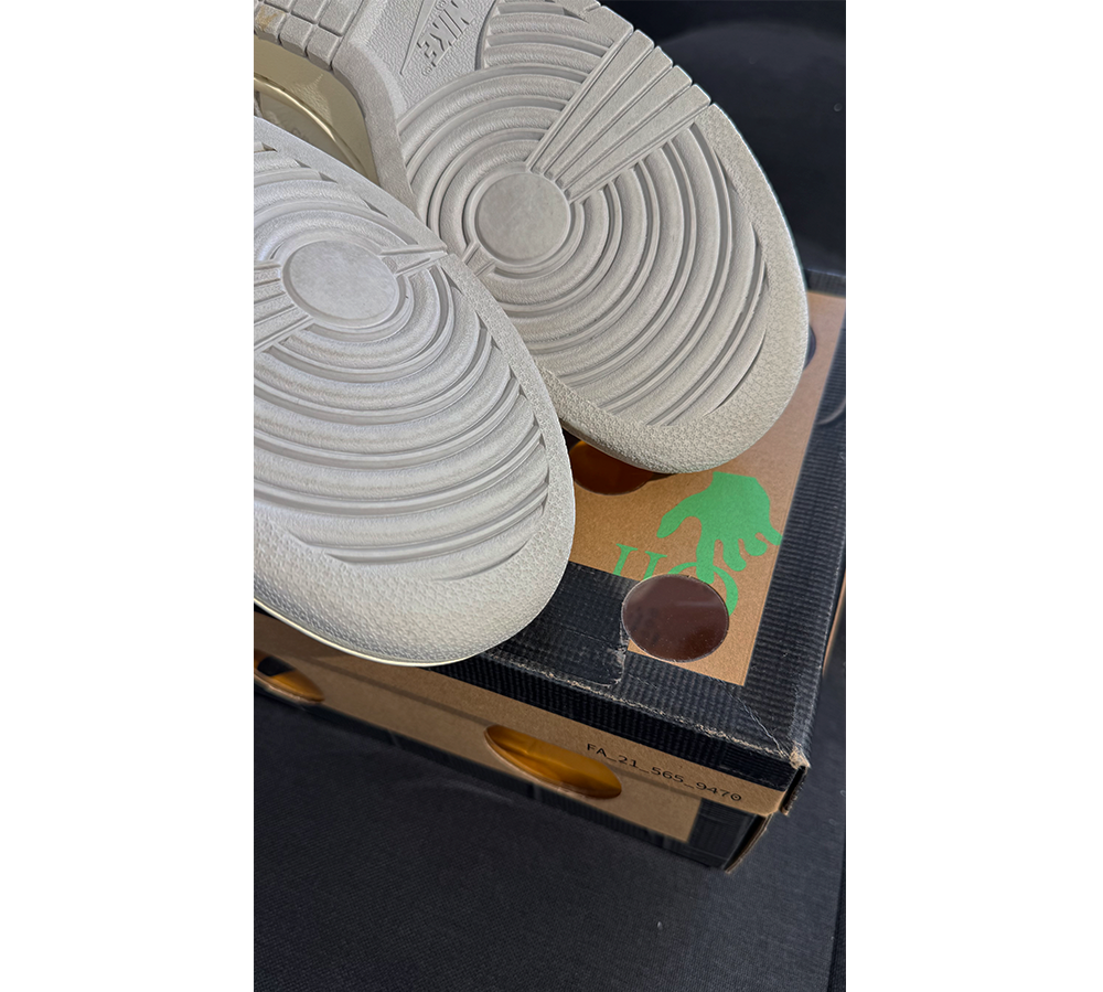 Nike Dunk Low (42.5) - Off-White Lot 31 (USADO)