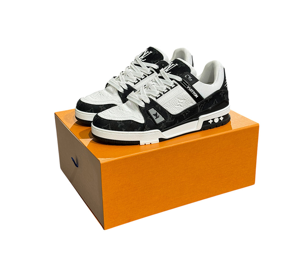 Louis Vuitton LV Trainer (44) - White Black (USADO)