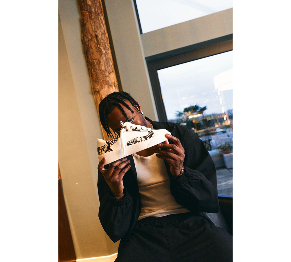 NUMERIŚ Eclipse - Pyhton White