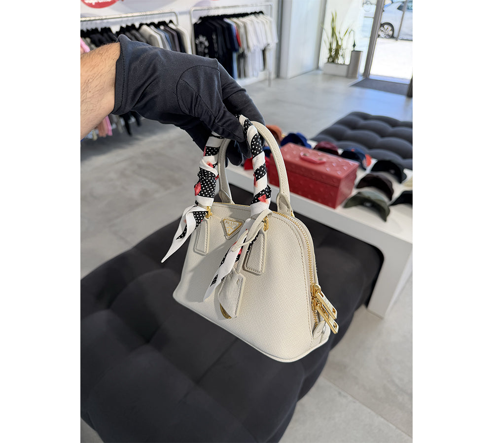 Prada Promenade mini Saffiano leather bag w/ printed silk twill scarf 55 - Chalk White (USADO))