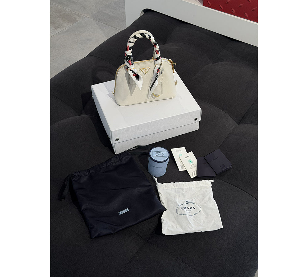 Prada Promenade mini Saffiano leather bag w/ printed silk twill scarf 55 - Chalk White (USADO))