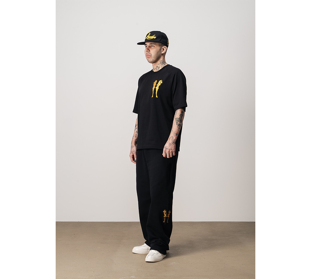 Realm “WAITRESSES” T-Shirt - Black
