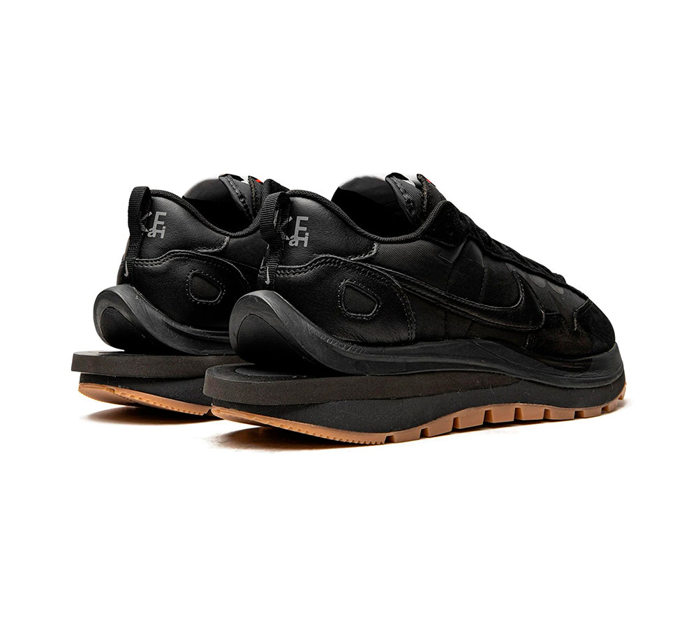 Nike Vaporwaffle Sacai - Black Gum