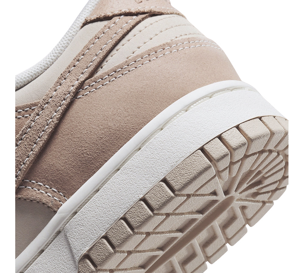 Nike Dunk Low SE - Sand Drift (W)