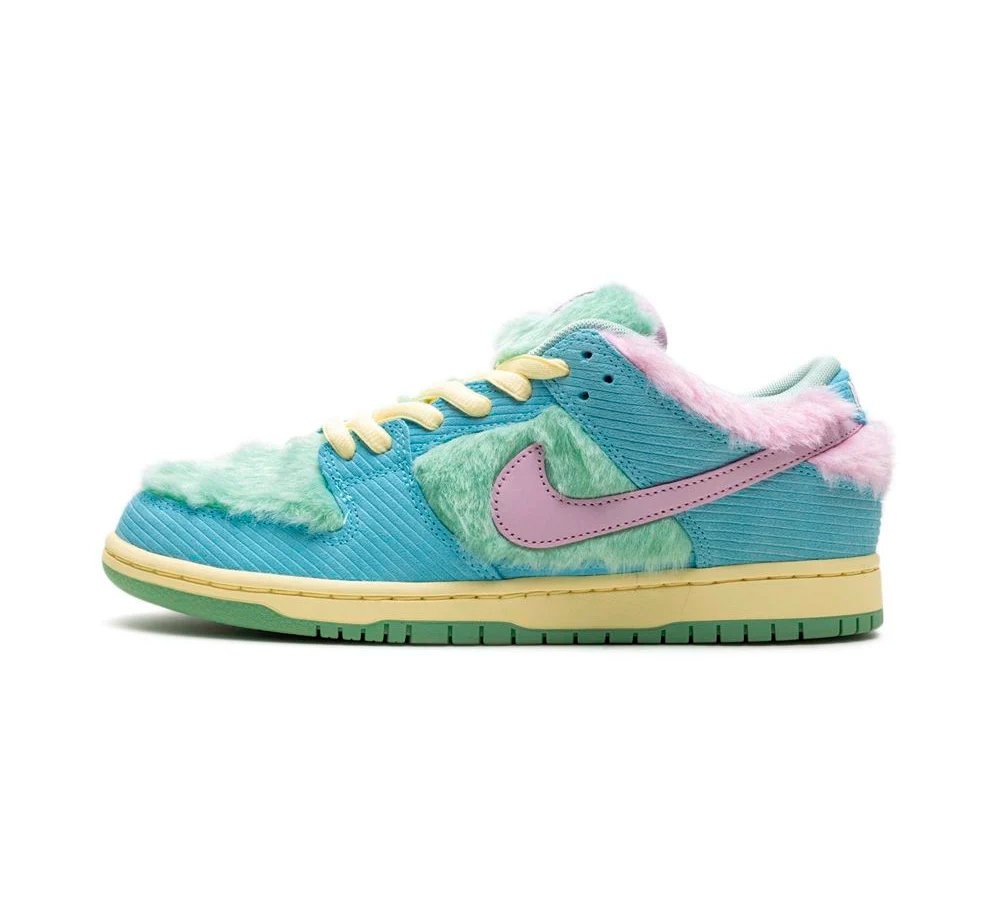 Nike SB Dunk Low - Verdy Visty