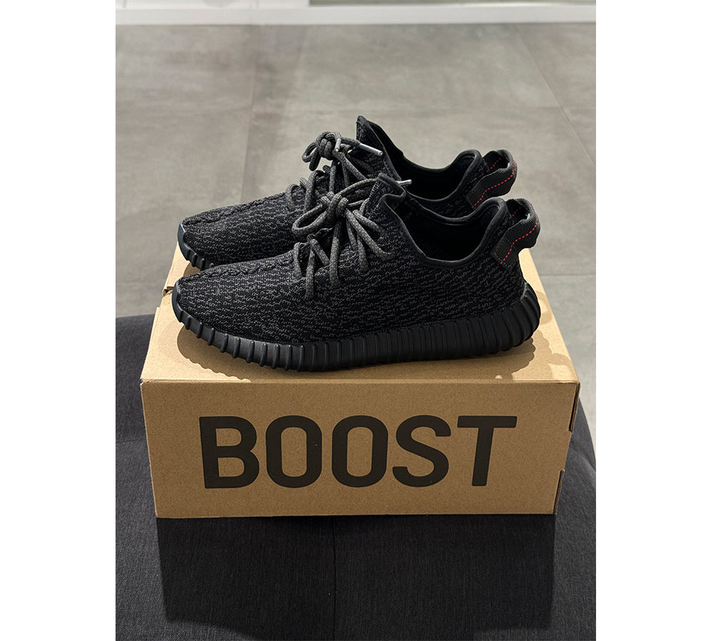 Adidas Yeezy Boost 350 (42) - Pirate Black (USADO)