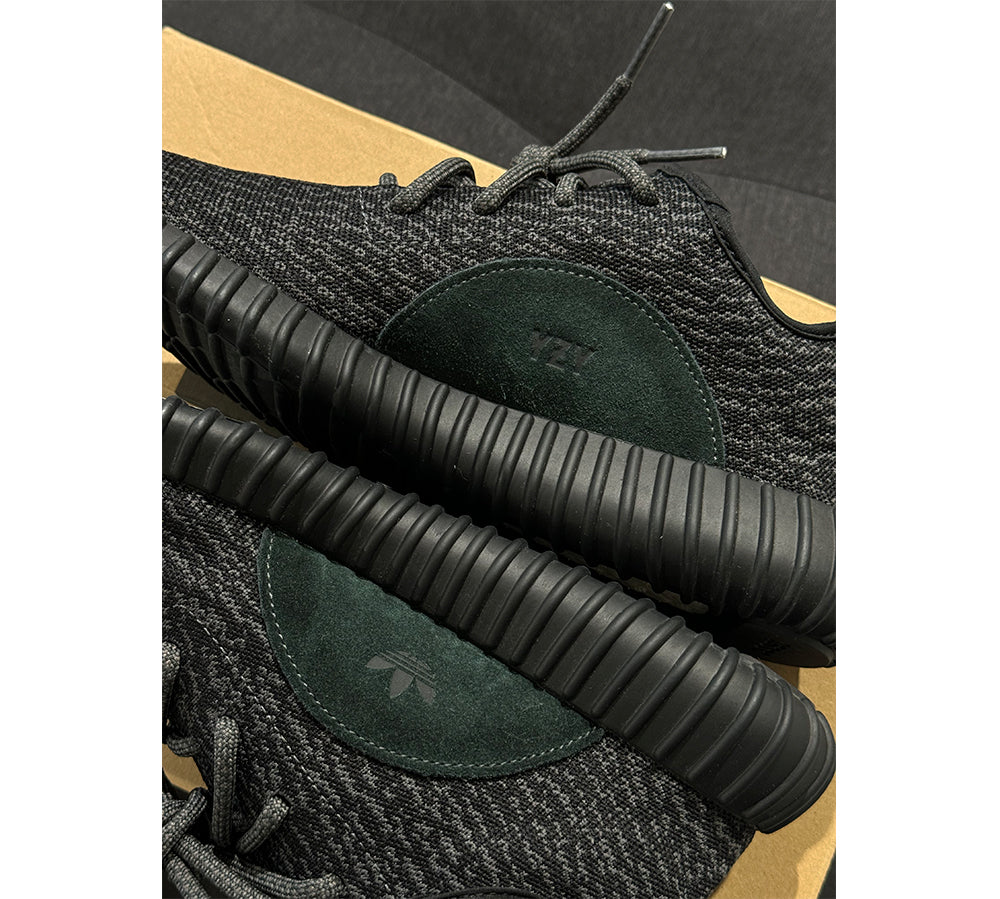 Adidas Yeezy Boost 350 (42) - Pirate Black (USADO)